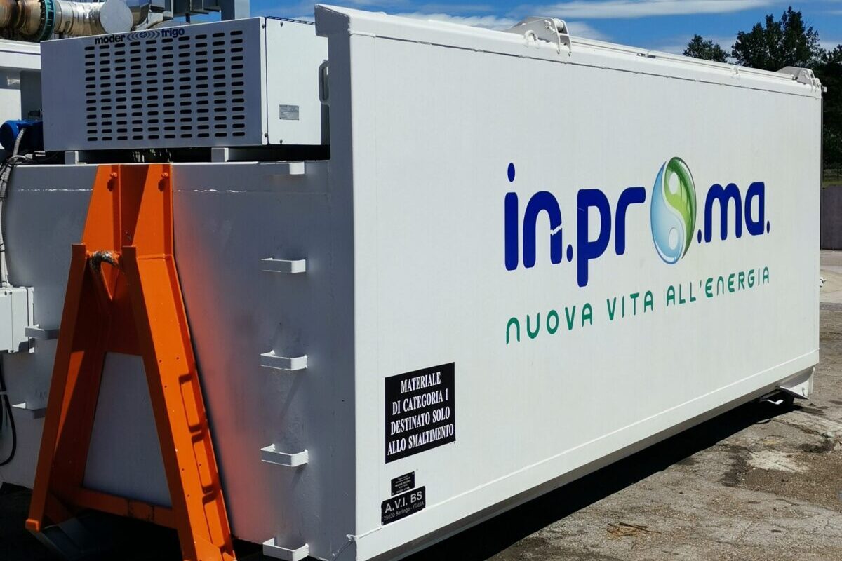 Container refrigerato trattato con il rivestimento termico liquido TEMP-COAT 101